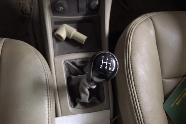 Used CHANGAN Alsvin V5 2012 1.5L Manual Dream Edition Gear Lever