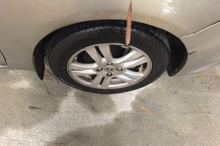 Used CHANGAN Alsvin V5 2012 1.5L Manual Dream Edition Right Front Wheel Hub