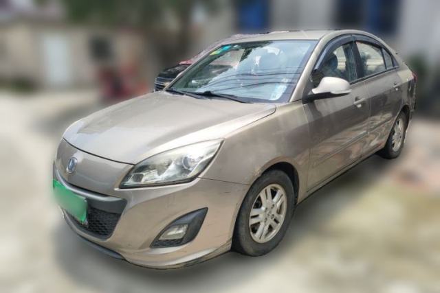 Ojetý CHANGAN Alsvin V5 2012 1.5L Manual Dream Edition
