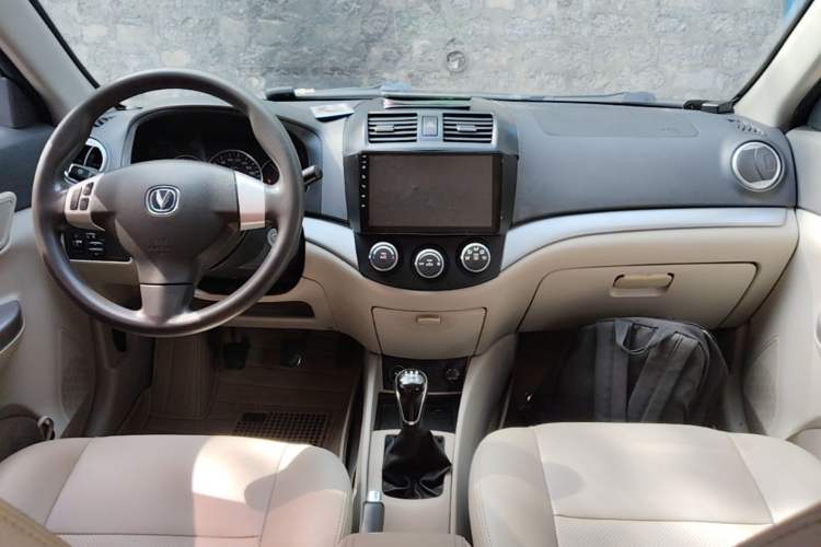 Used CHANGAN Alsvin V5 2012 1.5L Manual Dream Edition Center Console