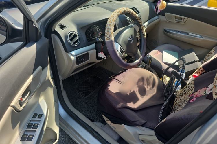 Used CHANGAN Alsvin V5 2012 1.5L Manual Dream Edition Driver Seat