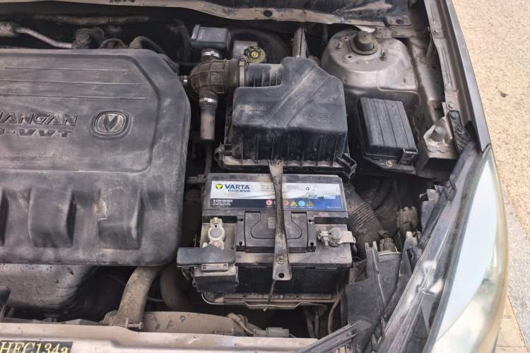 Used CHANGAN Alsvin V5 2012 1.5L Manual Sport Version China IV Standard Engine Bay Left