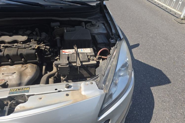 Used CHANGAN Alsvin V5 2012 1.5L Manual Dream Edition Engine Bay Left