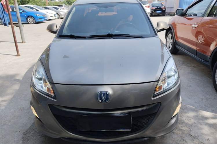 Used CHANGAN Alsvin V5 2012 1.5L Manual Dream Edition Front
