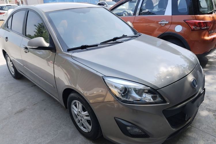 Used CHANGAN Alsvin V5 2012 1.5L Manual Dream Edition Front Right 45 Deg
