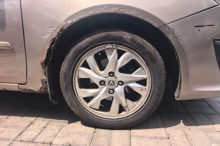 Used CHANGAN Alsvin V5 2012 1.5L Manual Sport Version China IV Standard Right Front Wheel Hub
