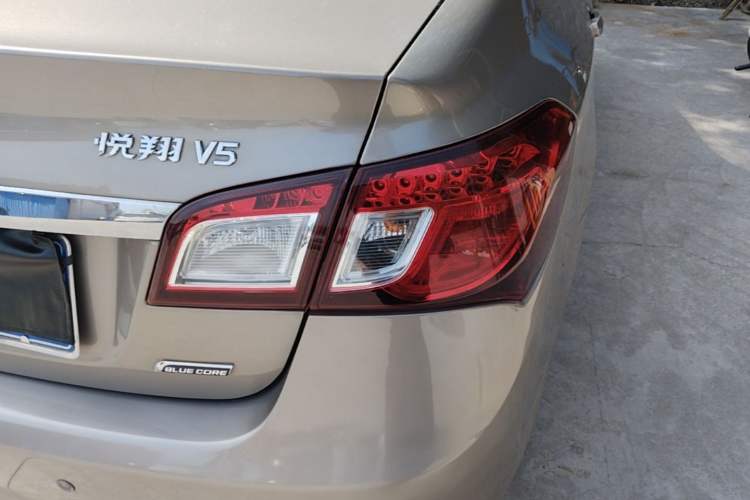 Used CHANGAN Alsvin V5 2012 1.5L Manual Dream Edition Right Rear Taillight
