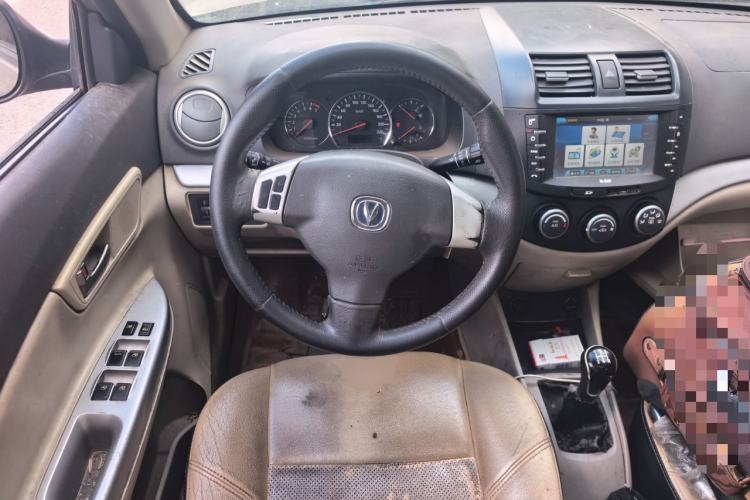 Used CHANGAN Alsvin V5 2012 1.5L Manual Sport Version China IV Standard Steering Wheel