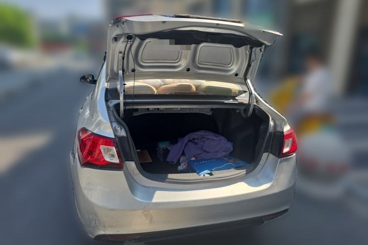 Used CHANGAN Alsvin V5 2012 1.5L Manual Dream Edition Trunk