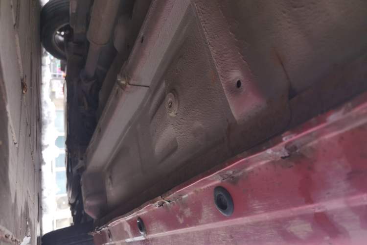 Used CHANGAN Alsvin V5 2012 1.5L Manual Sport Version China IV Standard Chassis Rear Right