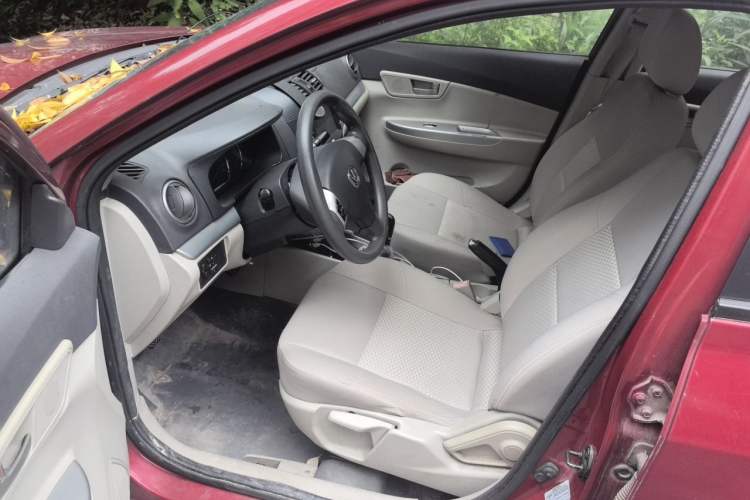 Used CHANGAN Alsvin V5 2012 1.5L Manual Dream Edition Driver Seat