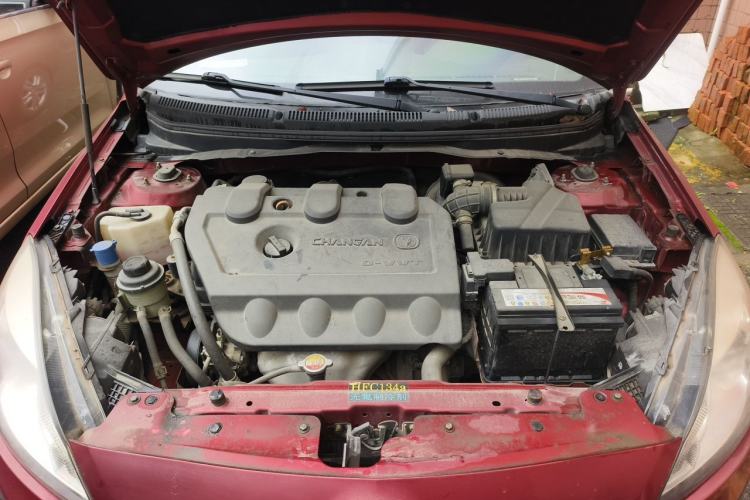 Used CHANGAN Alsvin V5 2012 1.5L Manual Dream Edition Engine Bay