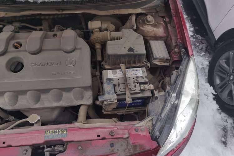 Used CHANGAN Alsvin V5 2012 1.5L Manual Sport Version China IV Standard Engine Bay Left