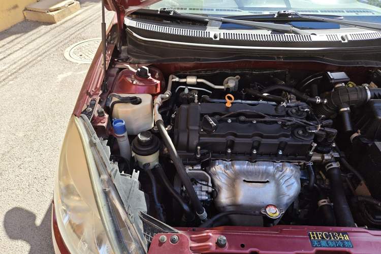 Used CHANGAN Alsvin V5 2012 1.5L Manual Sport Version China IV Standard Engine Bay Right