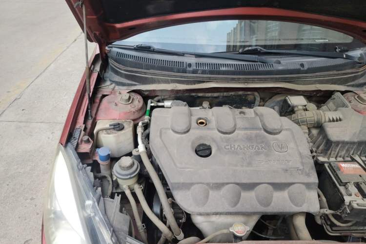 Used CHANGAN Alsvin V5 2012 1.5L Manual Dream Edition Engine Bay Right