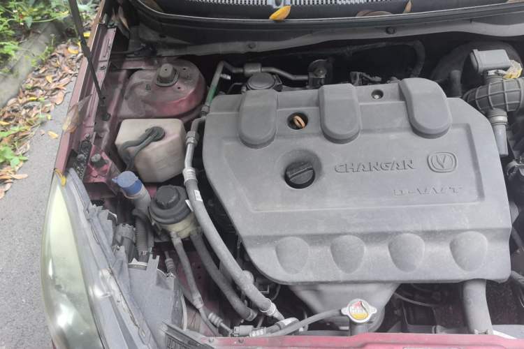 Used CHANGAN Alsvin V5 2012 1.5L Manual Dream Edition Engine Bay Right