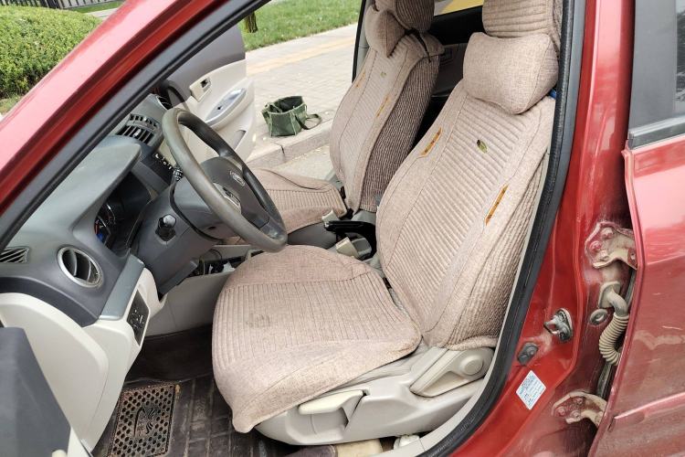 Used CHANGAN Alsvin V5 2012 1.5L Manual Dream Edition Left Front Seat
