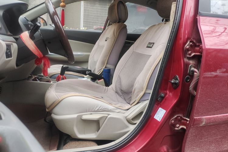 Used CHANGAN Alsvin V5 2012 1.5L Manual Dream Edition Left Front Seat