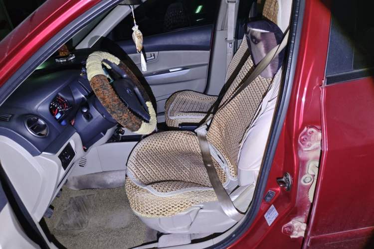 Used CHANGAN Alsvin V5 2012 1.5L Manual Dream Edition Left Front Seat