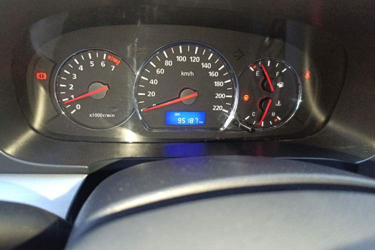 Used CHANGAN Alsvin V5 2012 1.5L Manual Dream Edition Odometer Close Up