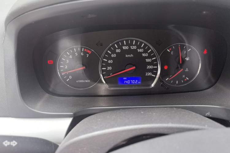 Used CHANGAN Alsvin V5 2012 1.5L Manual Dream Edition Odometer Close Up