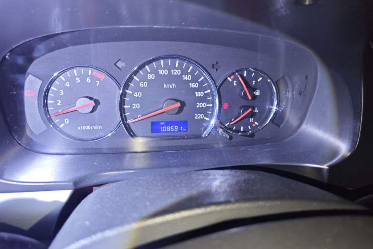 Used CHANGAN Alsvin V5 2012 1.5L Manual Dream Edition Odometer Close Up