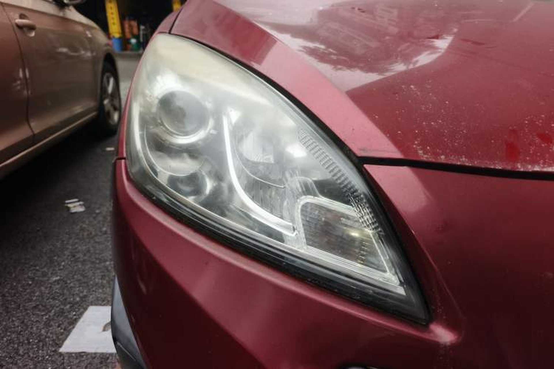 Used CHANGAN Alsvin V5 2012 1.5L Manual Dream Edition Right Front Headlight