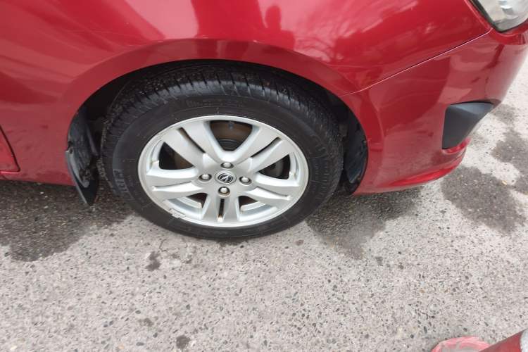 Used CHANGAN Alsvin V5 2012 1.5L Manual Dream Edition Right Front Wheel Hub