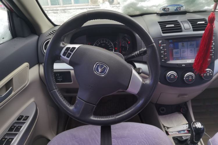 Used CHANGAN Alsvin V5 2012 1.5L Manual Sport Version China IV Standard Steering Wheel
