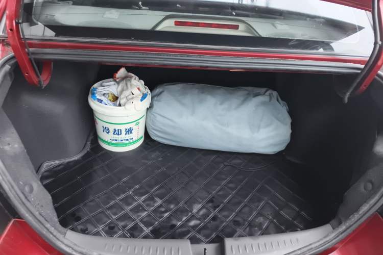 Used CHANGAN Alsvin V5 2012 1.5L Manual Dream Edition Trunk