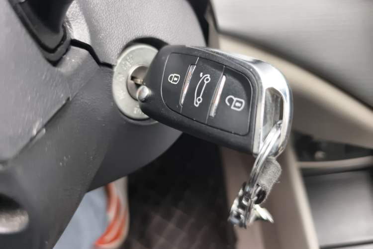 Used CHANGAN Alsvin V5 2012 1.5L Manual Dream Edition Vehicle Key