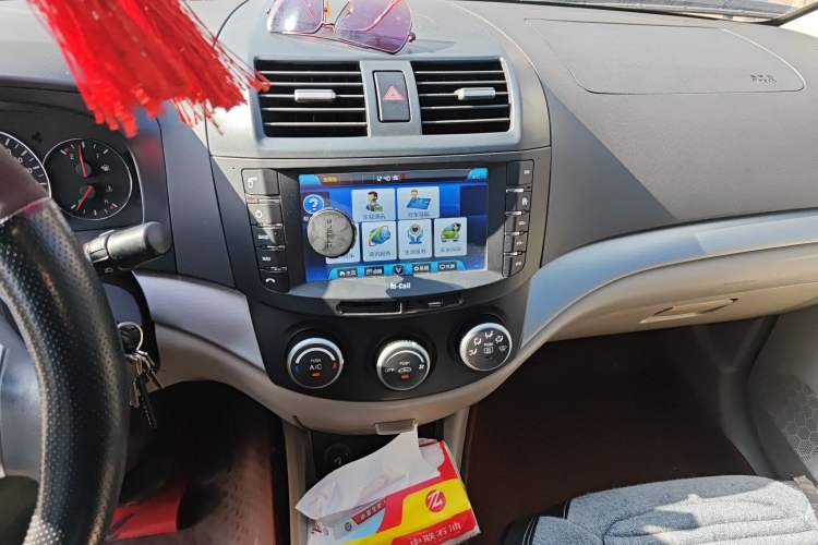 Used CHANGAN Alsvin V5 2012 1.5L Manual Dream Edition Audio And AC Panel