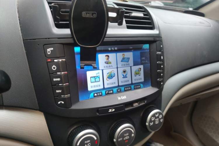 Used CHANGAN Alsvin V5 2012 1.5L Manual Dream Edition Audio And AC Panel