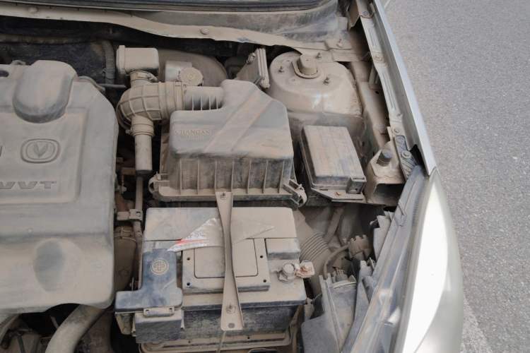 Used CHANGAN Alsvin V5 2012 1.5L Manual Dream Edition Engine Bay Left