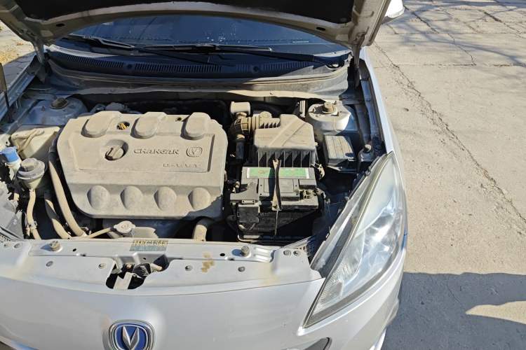 Used CHANGAN Alsvin V5 2012 1.5L Manual Dream Edition Engine Bay Left