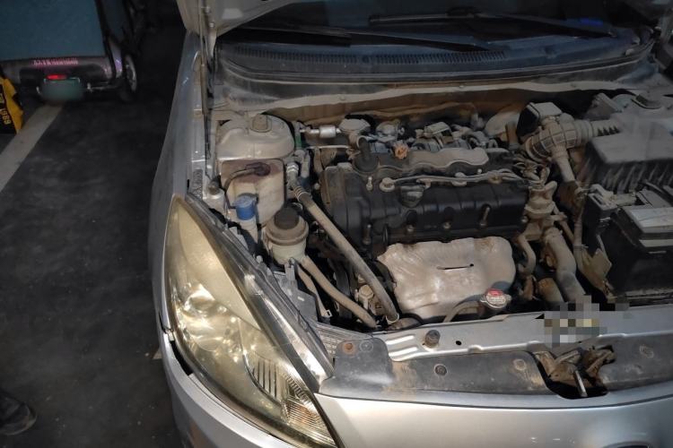 Used CHANGAN Alsvin V5 2012 1.5L Manual Sport Version China IV Standard Engine Bay Right
