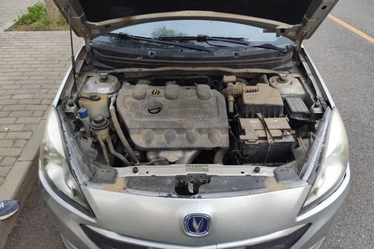 Used CHANGAN Alsvin V5 2012 1.5L Automatic Dream Edition Engine Bay