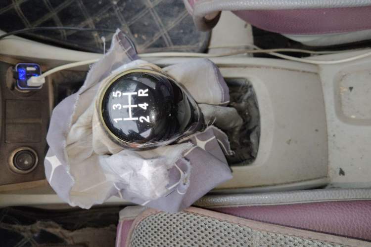Used CHANGAN Alsvin V5 2012 1.5L Manual Dream Edition Gear Lever