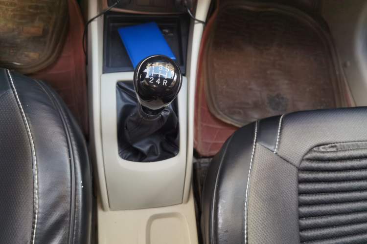 Used CHANGAN Alsvin V5 2012 1.5L Manual Dream Edition Gear Lever
