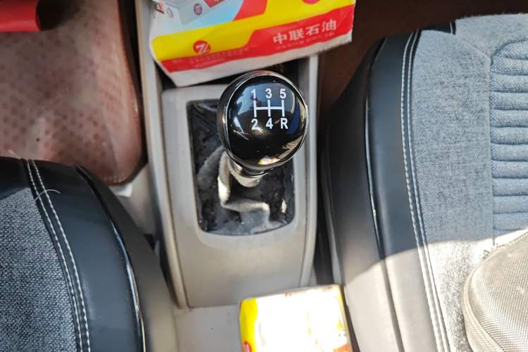 Used CHANGAN Alsvin V5 2012 1.5L Manual Dream Edition Gear Lever
