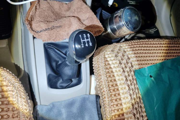 Used CHANGAN Alsvin V5 2012 1.5L Manual Dream Edition Gear Lever