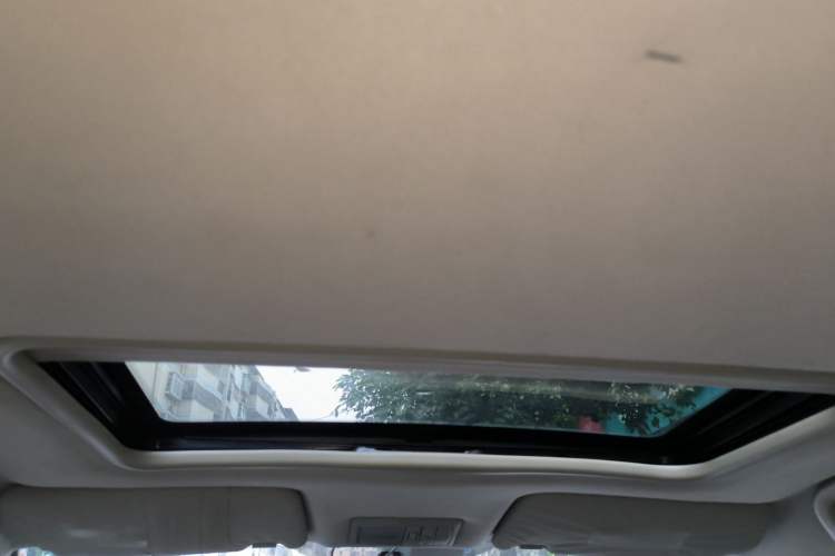 Used CHANGAN Alsvin V5 2012 1.5L Manual Sport Version China IV Standard Headliner