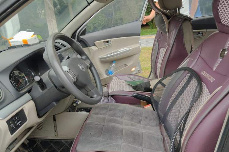 Used CHANGAN Alsvin V5 2012 1.5L Manual Dream Edition Left Front Seat