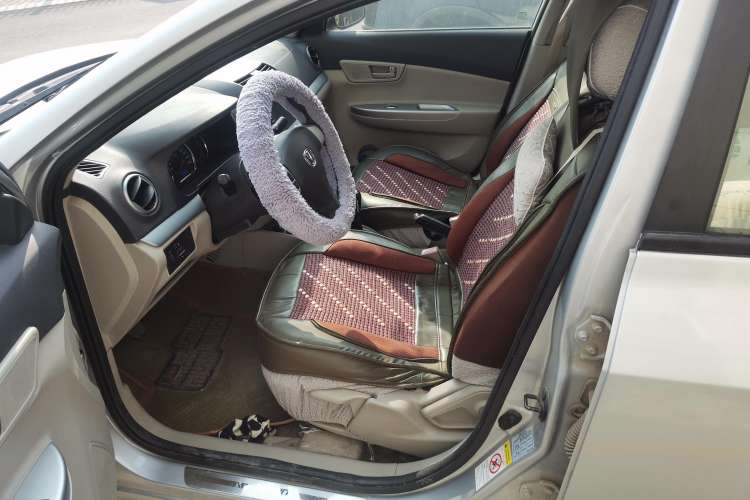 Used CHANGAN Alsvin V5 2012 1.5L Manual Dream Edition Left Front Seat