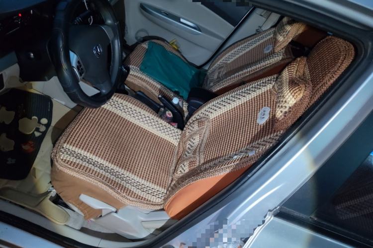 Used CHANGAN Alsvin V5 2012 1.5L Manual Dream Edition Left Front Seat