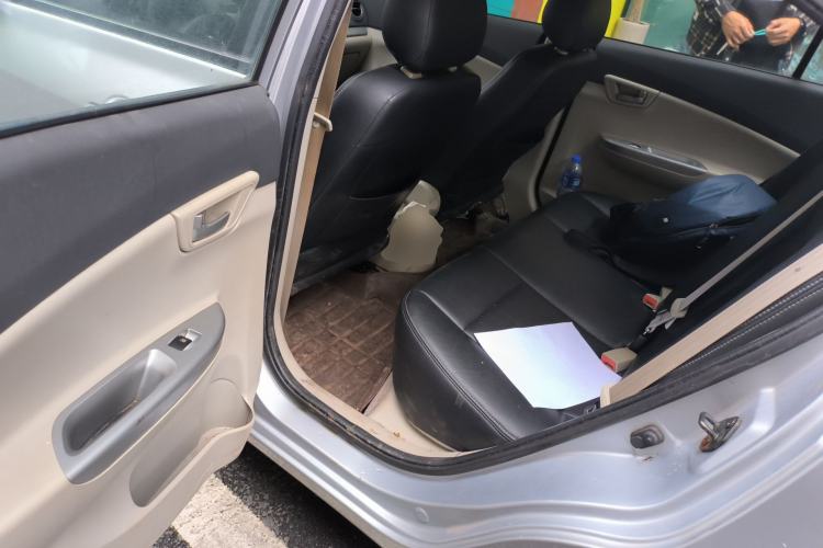 Used CHANGAN Alsvin V5 2012 1.5L Manual Sport Version China IV Standard Left Rear Seat