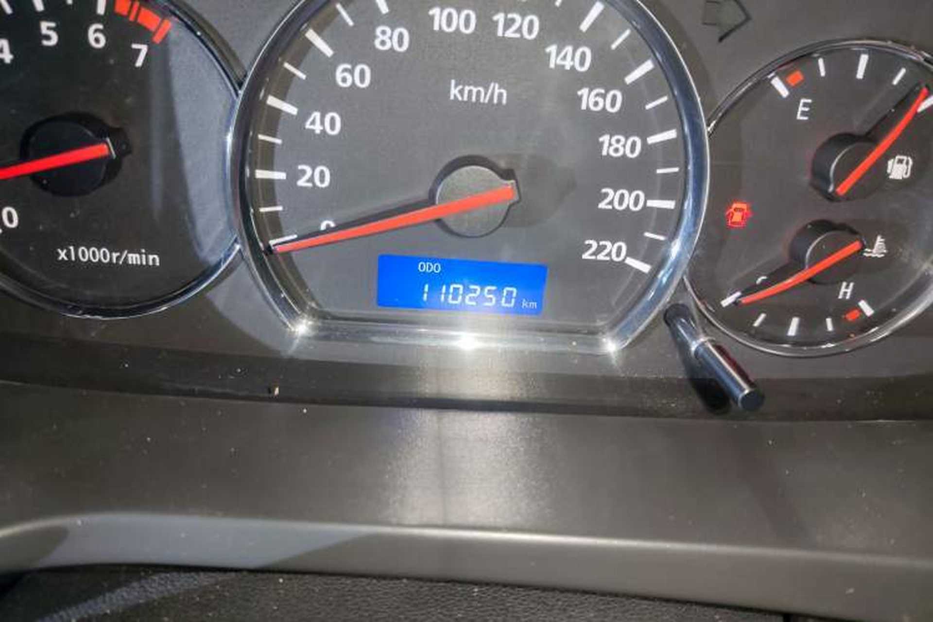 Used CHANGAN Alsvin V5 2012 1.5L Manual Dream Edition Odometer Close Up