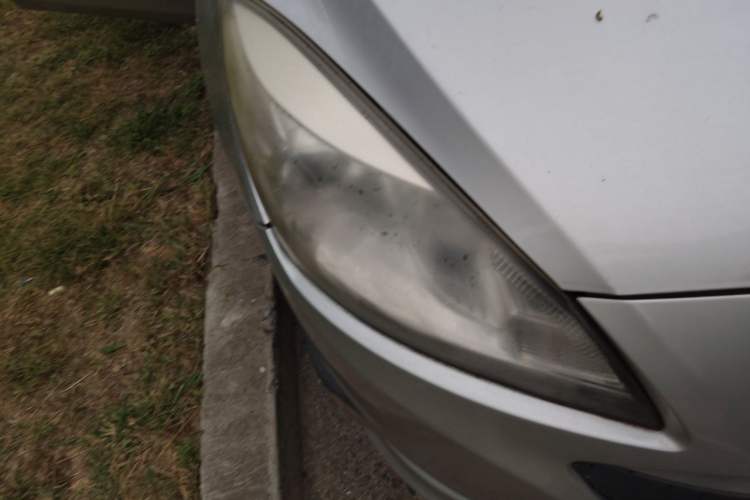 Used CHANGAN Alsvin V5 2012 1.5L Manual Dream Edition Right Front Headlight