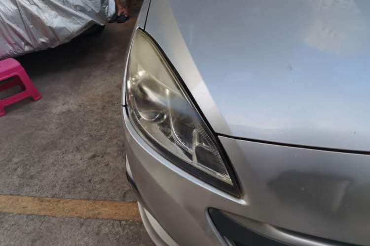 Used CHANGAN Alsvin V5 2012 1.5L Manual Dream Edition Right Front Headlight