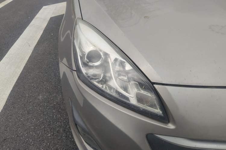 Used CHANGAN Alsvin V5 2012 1.5L Manual Dream Edition Right Front Headlight